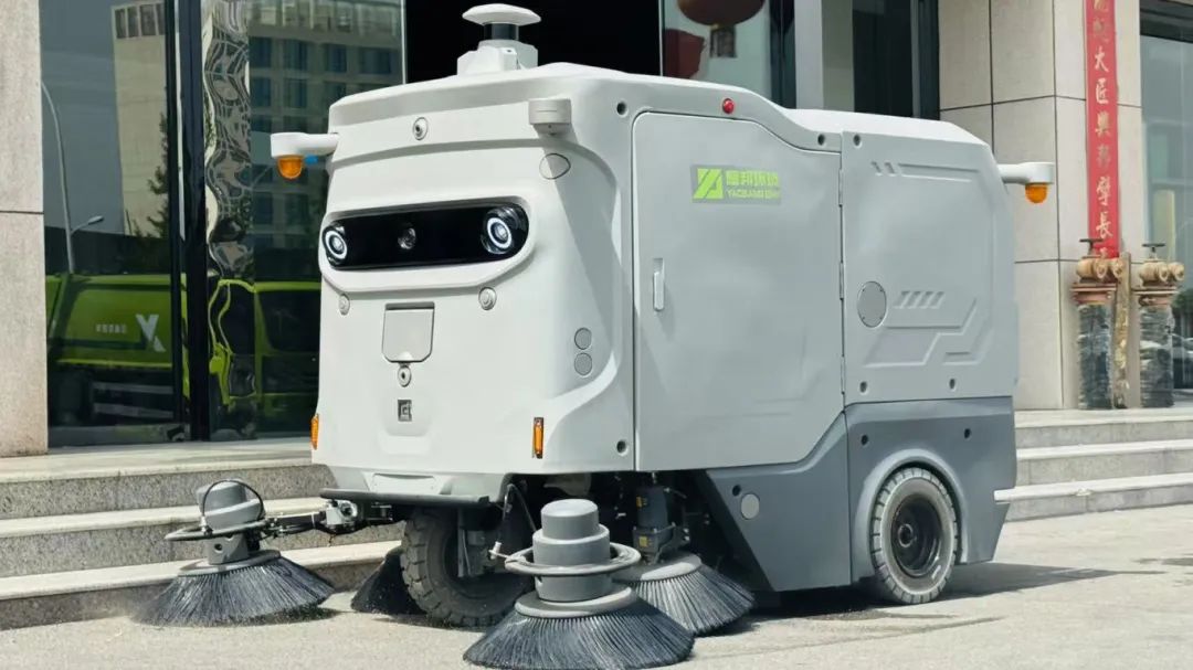 湖北耀邦環(huán)境無人清掃車